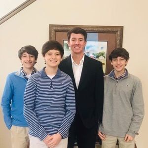 Meet your Posher, Julie